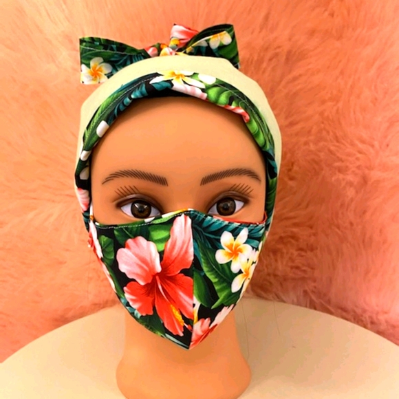 Reversible Scrub Cap and Mask - Picture 4 of 4